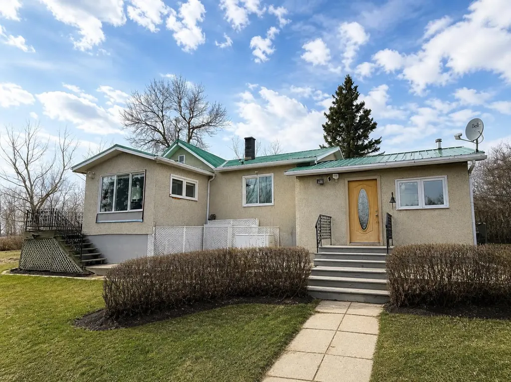 292234 Township Road 264 Rural Rocky View County AB T4A0N3