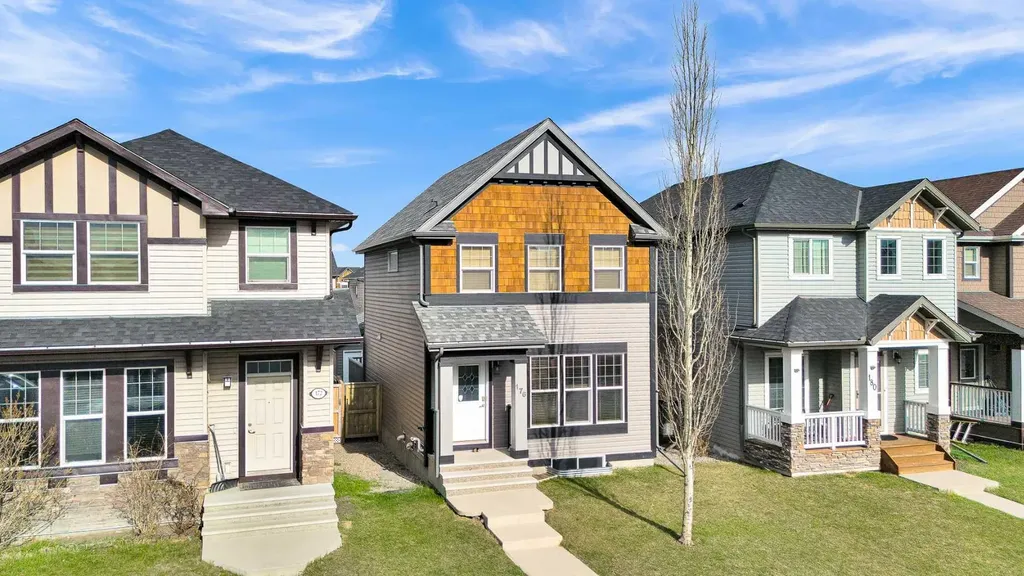 176 Skyview Point Green NE Calgary AB T3N0G8
