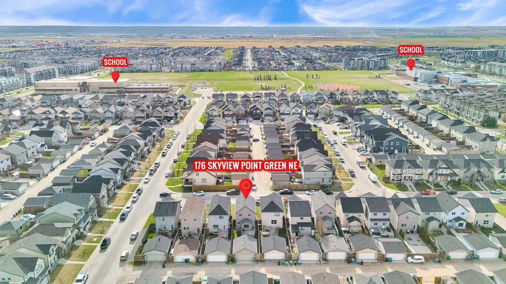 176 Skyview Point Green NE Calgary AB T3N0G8