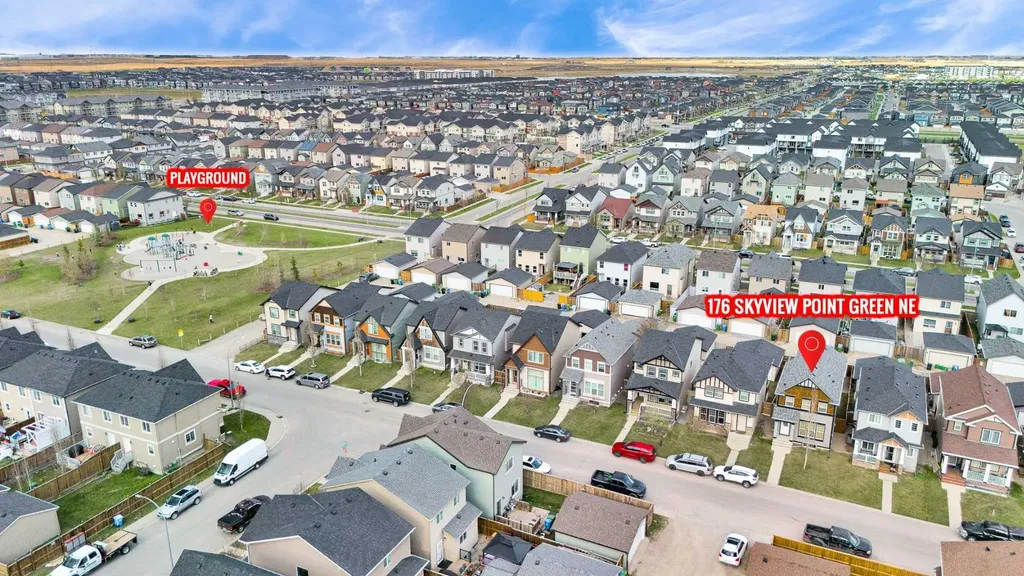 176 Skyview Point Green NE Calgary AB T3N0G8