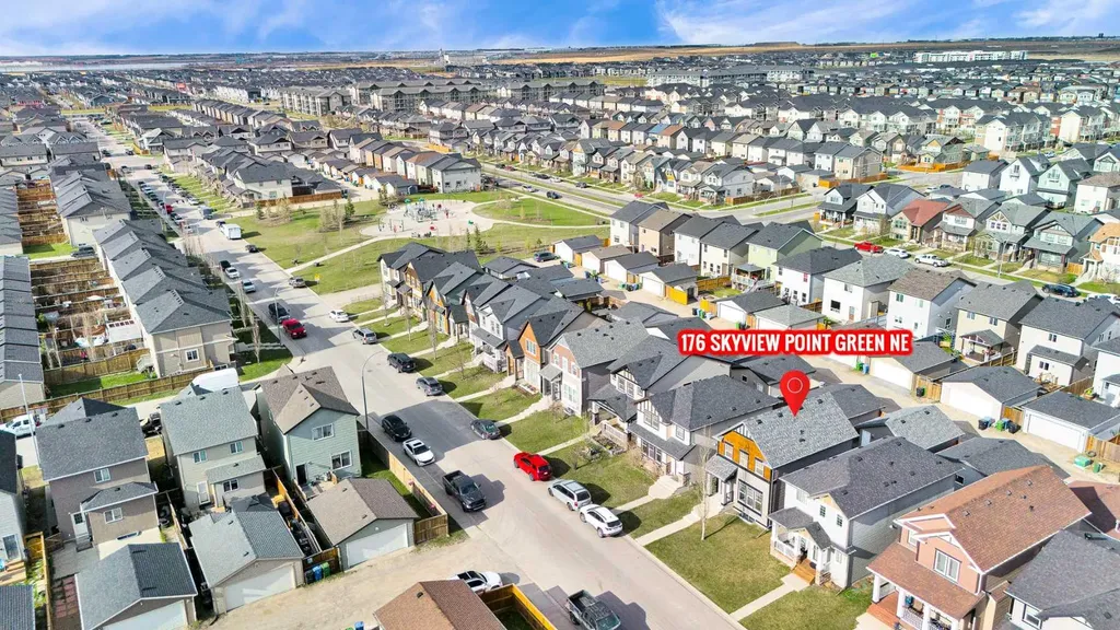 176 Skyview Point Green NE Calgary AB T3N0G8