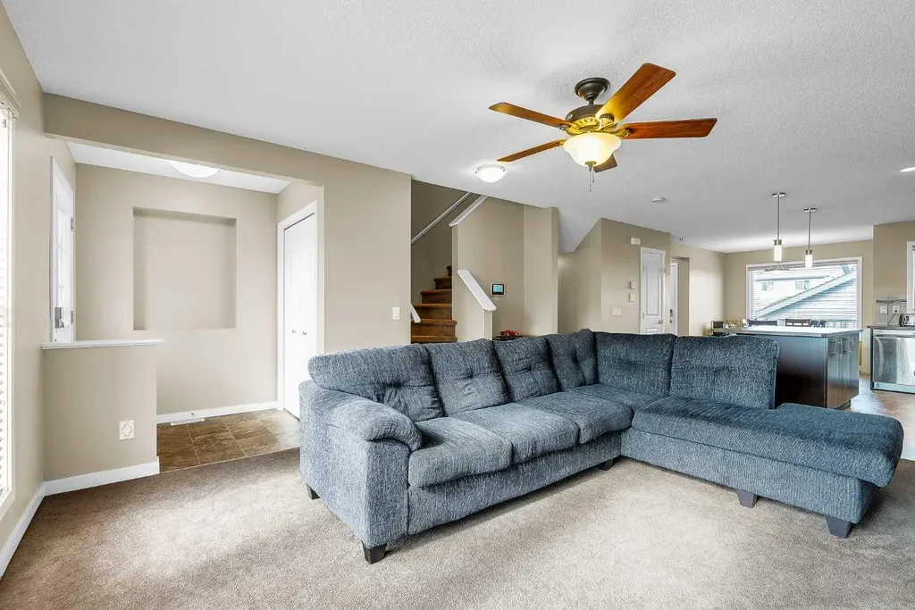 176 Skyview Point Green NE Calgary AB T3N0G8
