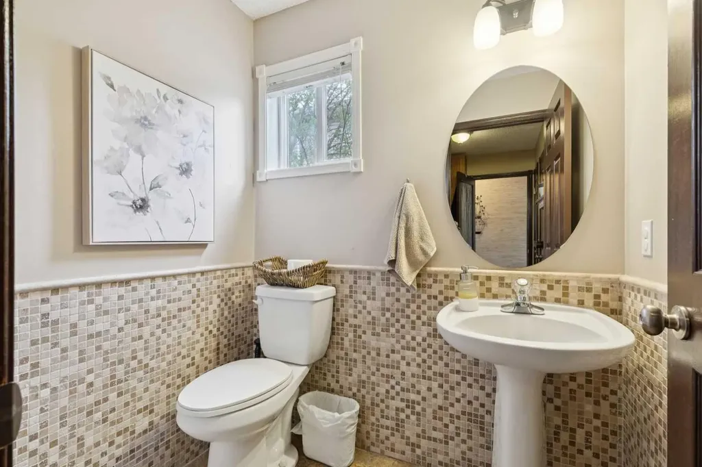 48 Westridge Drive Okotoks AB T1S 1T2