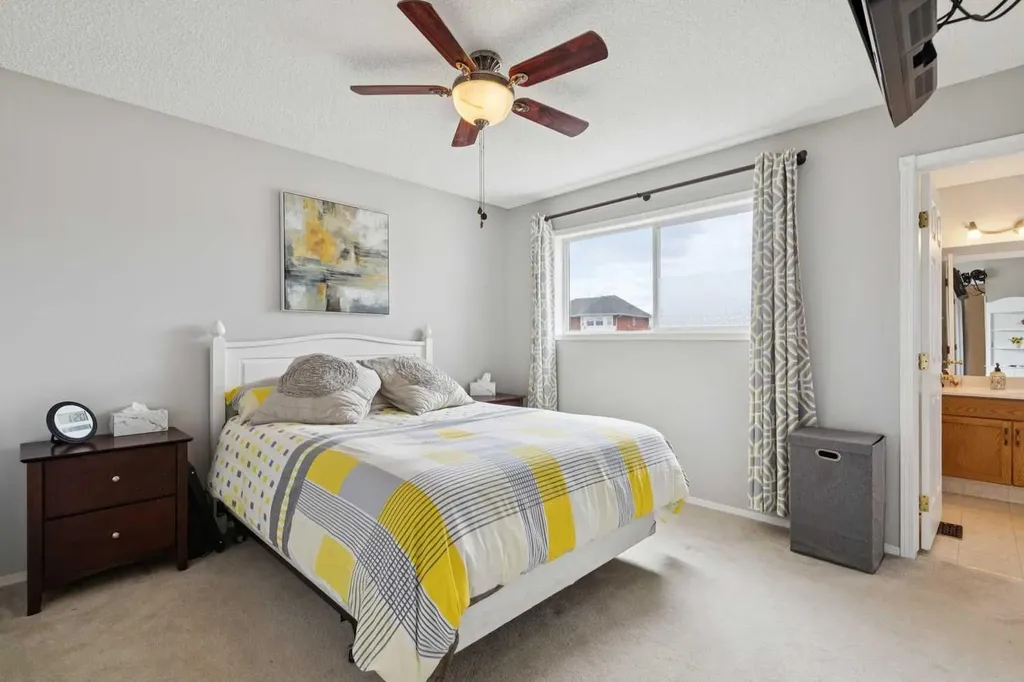 48 Westridge Drive Okotoks AB T1S 1T2