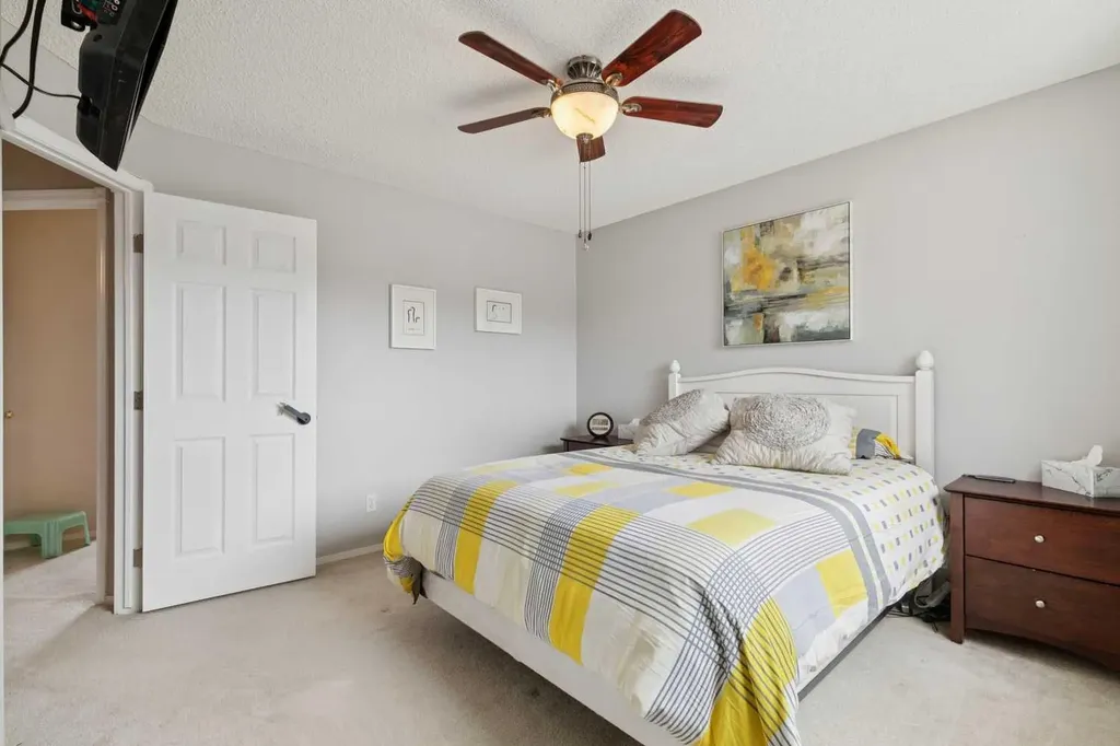 48 Westridge Drive Okotoks AB T1S 1T2