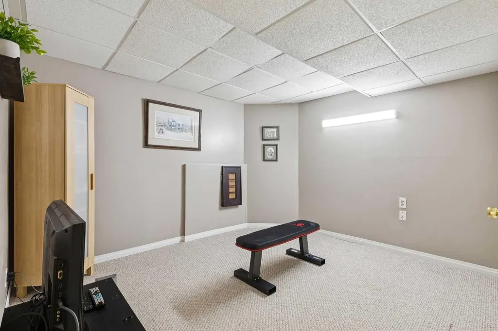 48 Westridge Drive Okotoks AB T1S 1T2