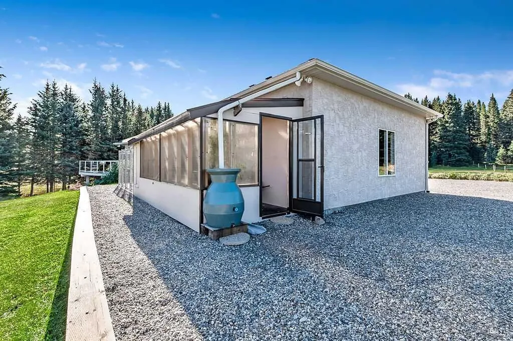 272121 Coalmine Road W Rural Foothills County AB T0L 1W4