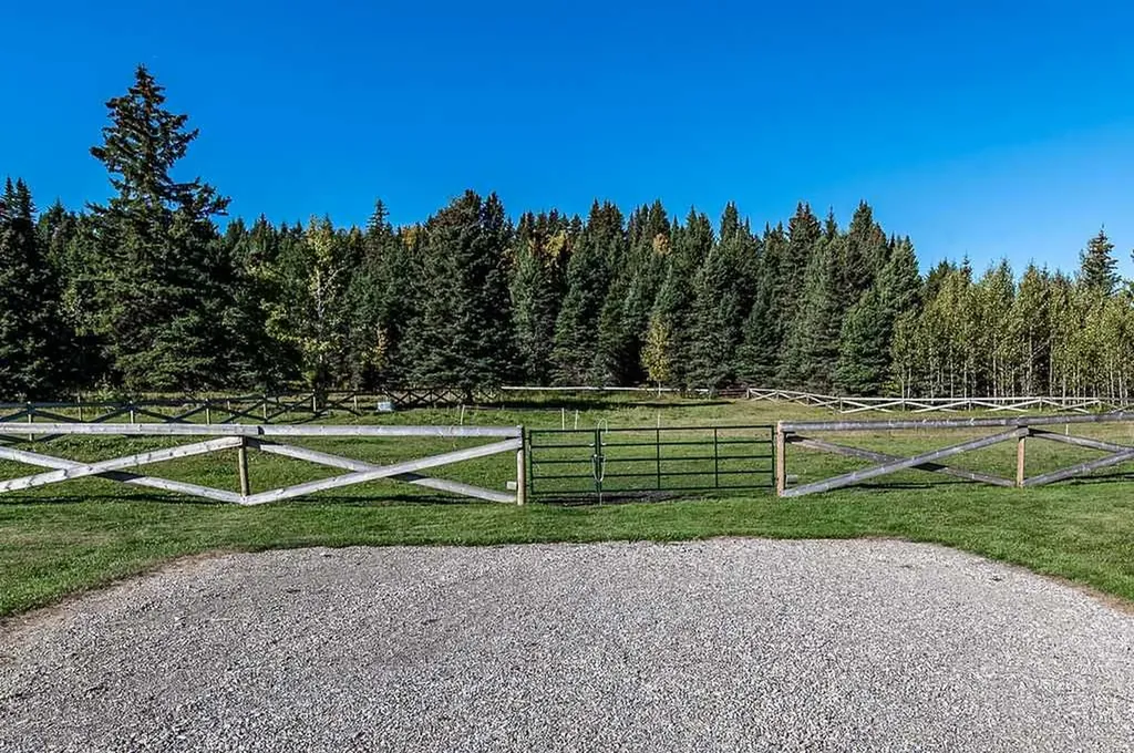 272121 Coalmine Road W Rural Foothills County AB T0L 1W4