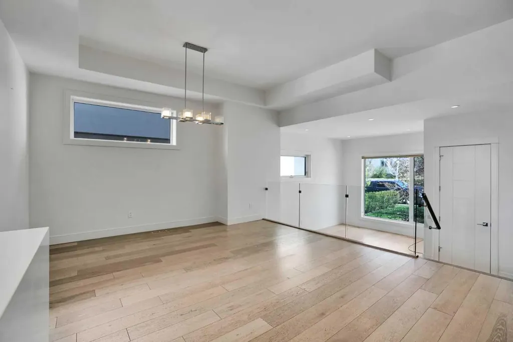 2505 21 Street SW Calgary AB T2T5A9