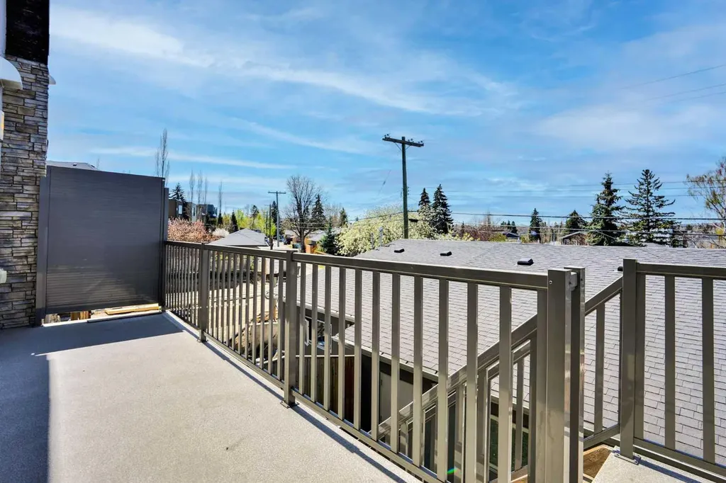 2505 21 Street SW Calgary AB T2T5A9