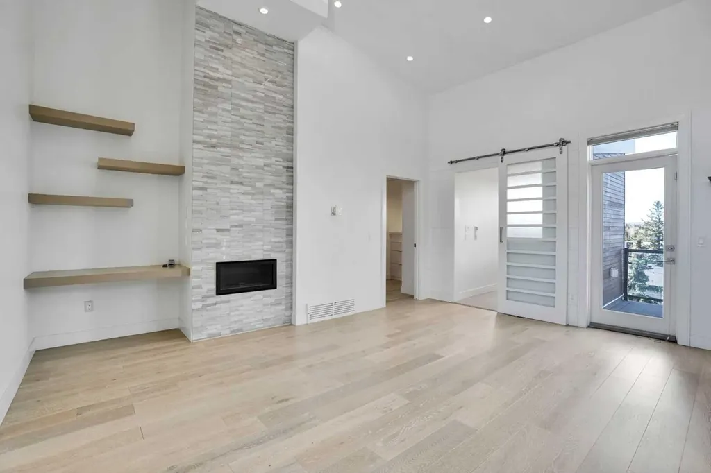 2505 21 Street SW Calgary AB T2T5A9