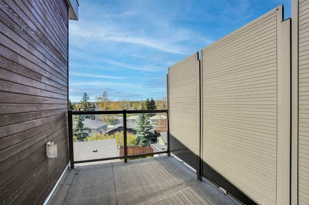 2505 21 Street SW Calgary AB T2T5A9