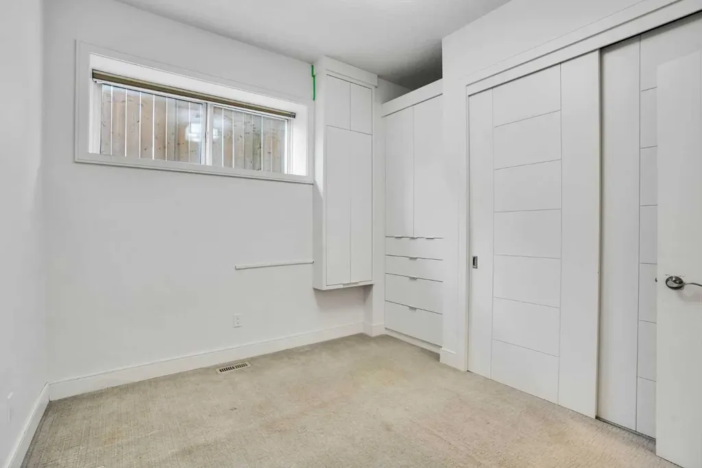 2505 21 Street SW Calgary AB T2T5A9