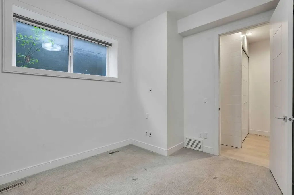 2505 21 Street SW Calgary AB T2T5A9