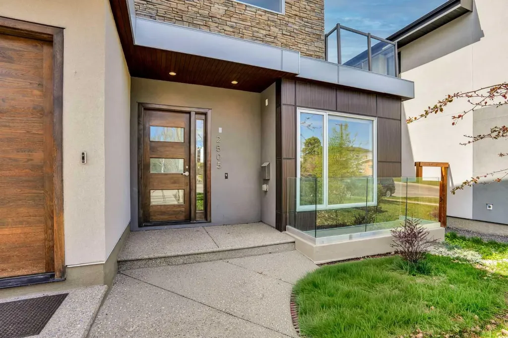 2505 21 Street SW Calgary AB T2T5A9