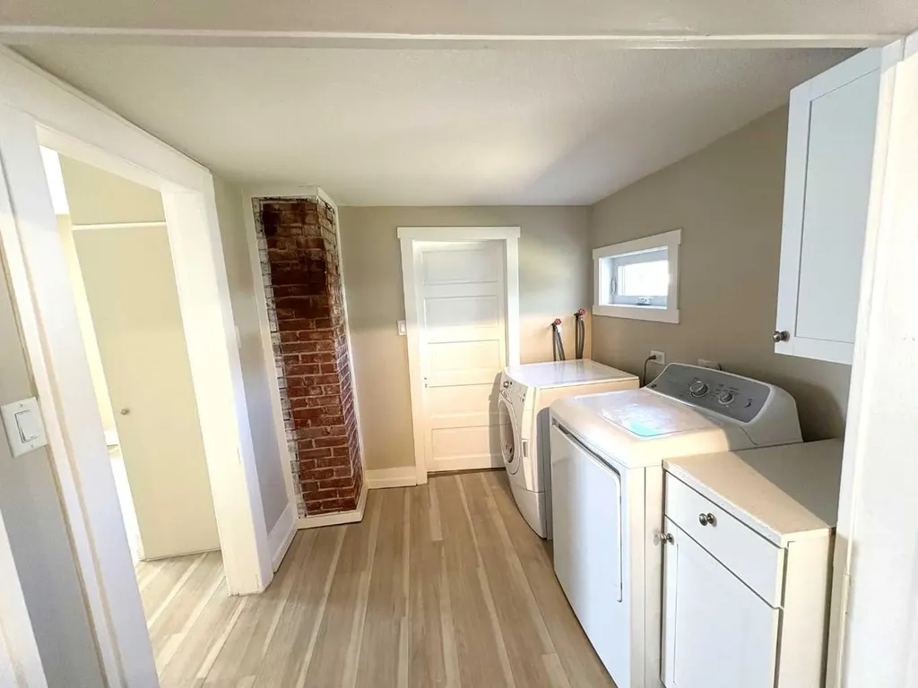4915 46 Street Camrose AB T4V 1G9