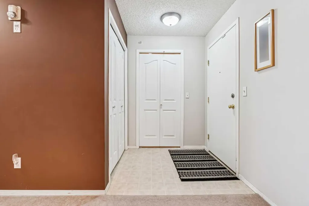 604 8 Street SW Airdrie AB T4B 2W4