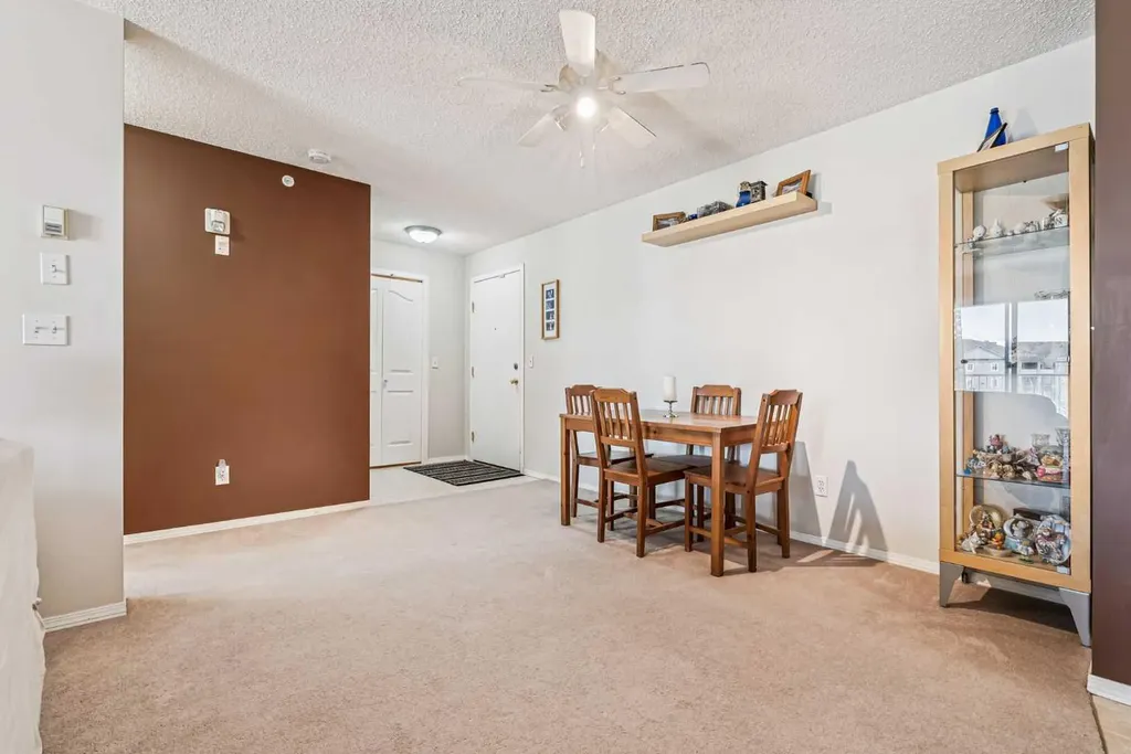 604 8 Street SW Airdrie AB T4B 2W4