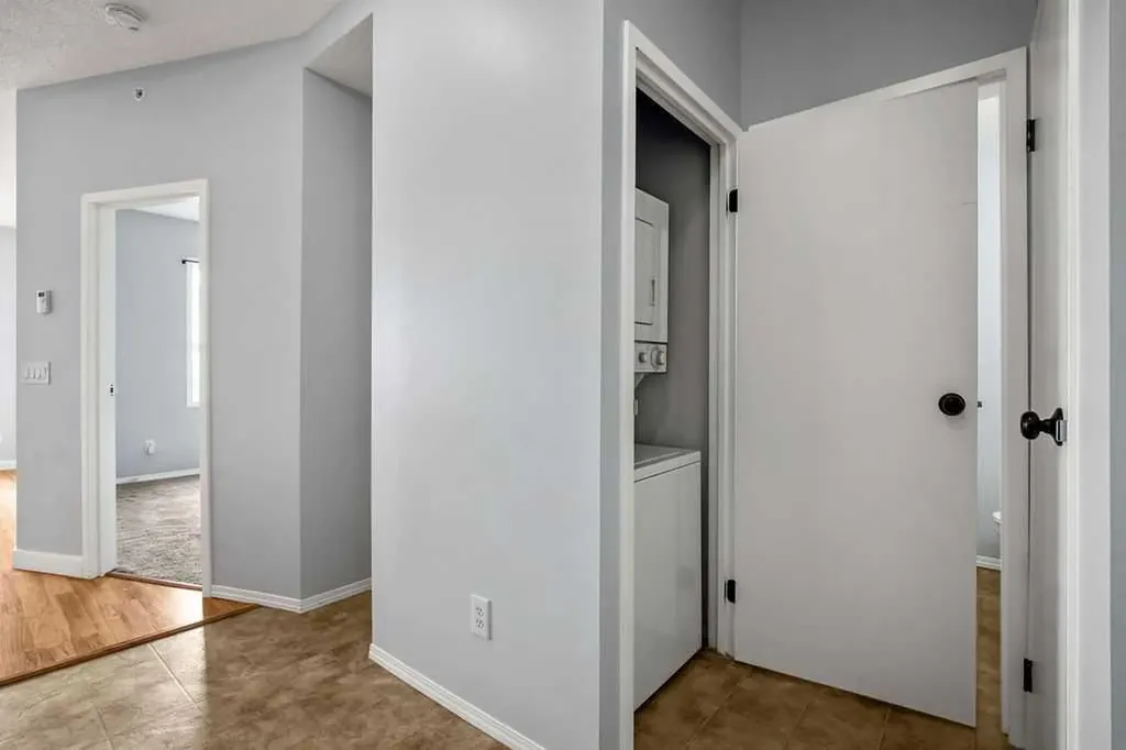73 Erin Woods Court SE Calgary AB t2b3v2