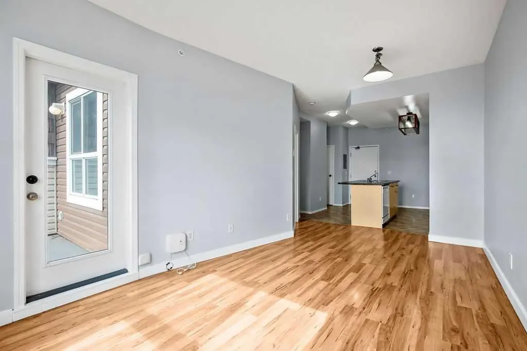 73 Erin Woods Court SE Calgary AB t2b3v2