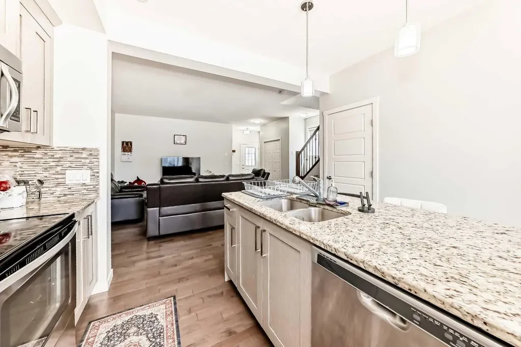 102 Saddlelake Terrace NE Calgary AB T3J0V3