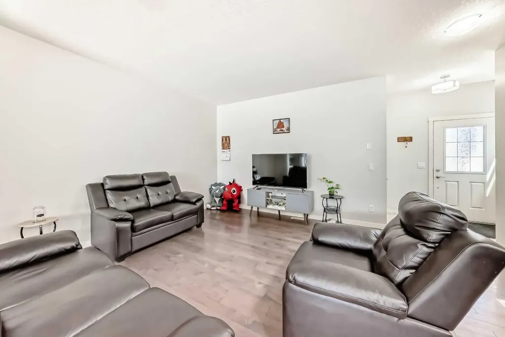 102 Saddlelake Terrace NE Calgary AB T3J0V3