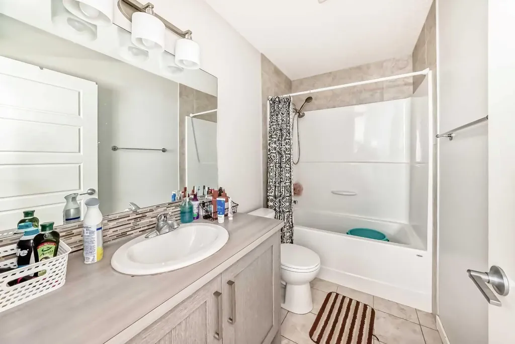 102 Saddlelake Terrace NE Calgary AB T3J0V3