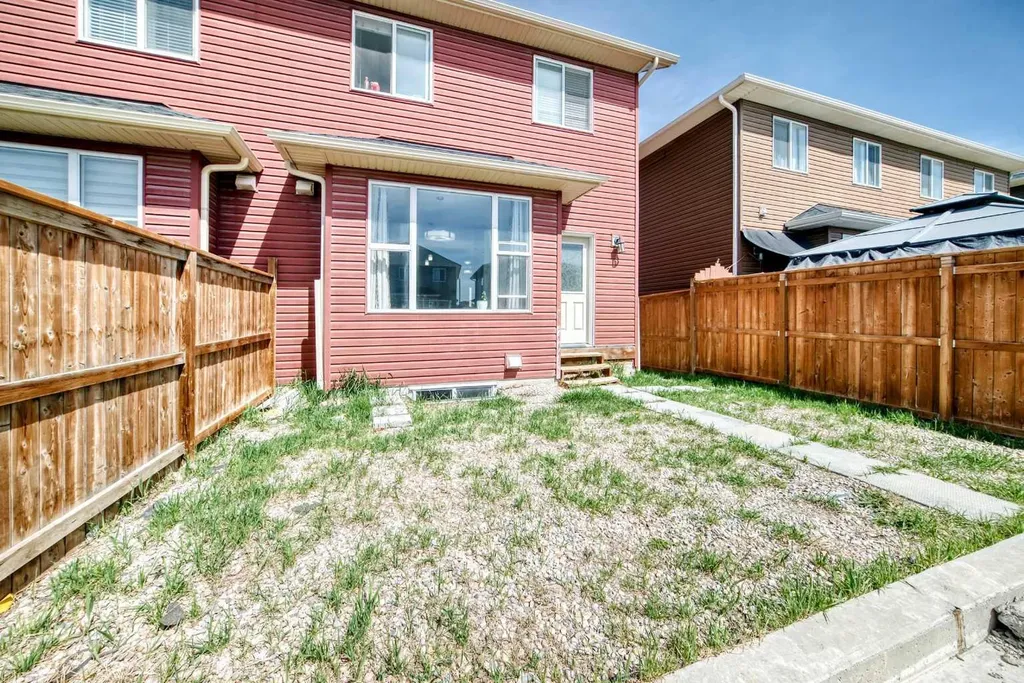 102 Saddlelake Terrace NE Calgary AB T3J0V3