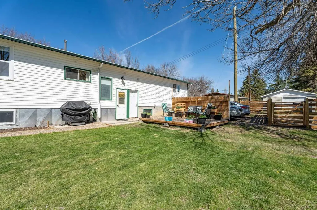 606 4 Street Bassano AB T0J0B0