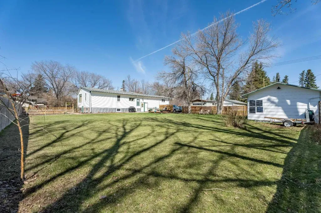 606 4 Street Bassano AB T0J0B0