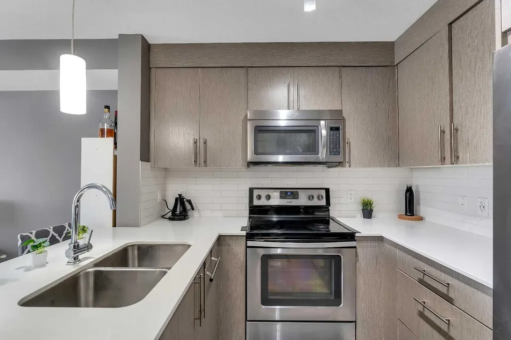 302 Skyview Ranch Drive NE Calgary AB T3N0P5