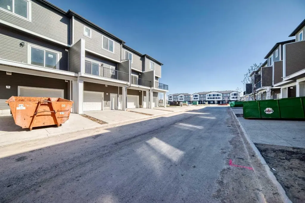21 Cornergate Place NE Calgary AB T3N 2K5