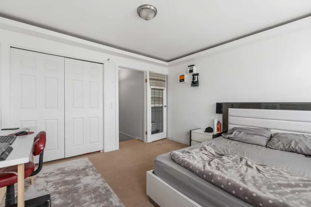 100 Saddlecrest Boulevard NE Calgary AB T3J5E8