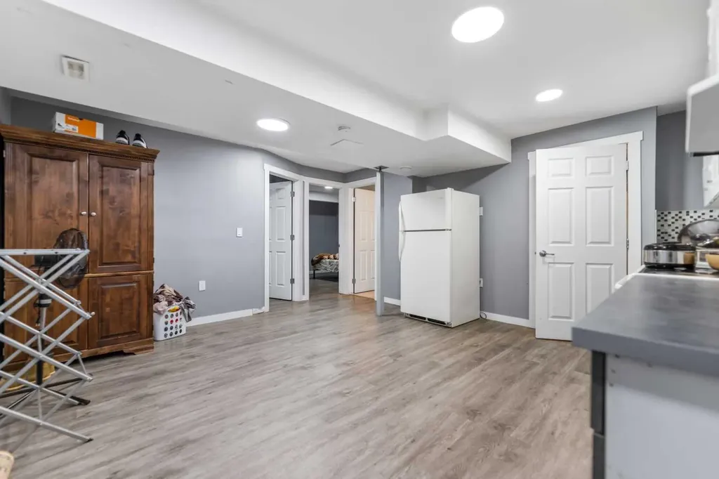100 Saddlecrest Boulevard NE Calgary AB T3J5E8