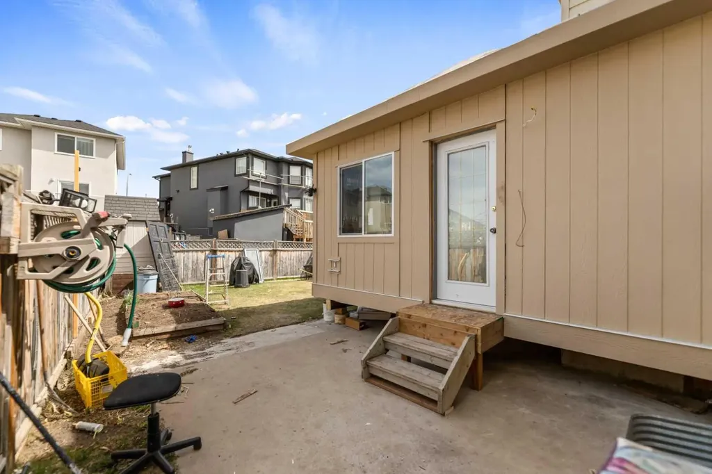 100 Saddlecrest Boulevard NE Calgary AB T3J5E8