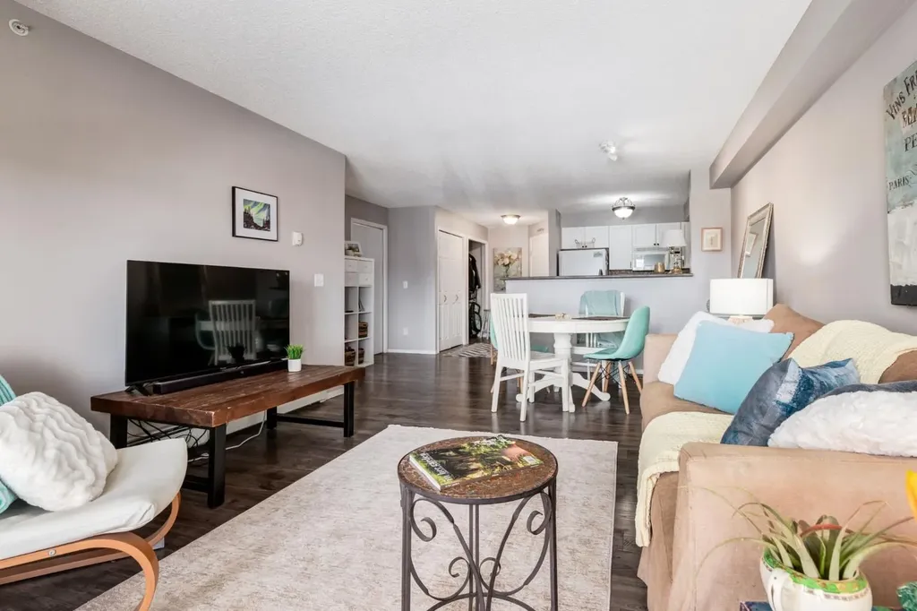 12 Cimarron Common Okotoks AB T1S 2G1