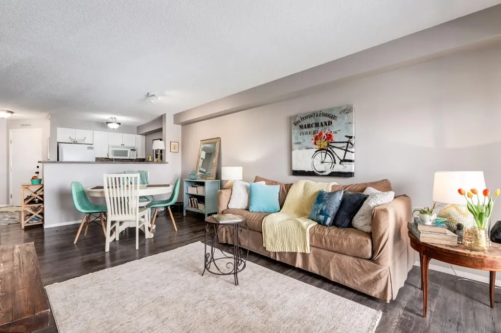 12 Cimarron Common Okotoks AB T1S 2G1