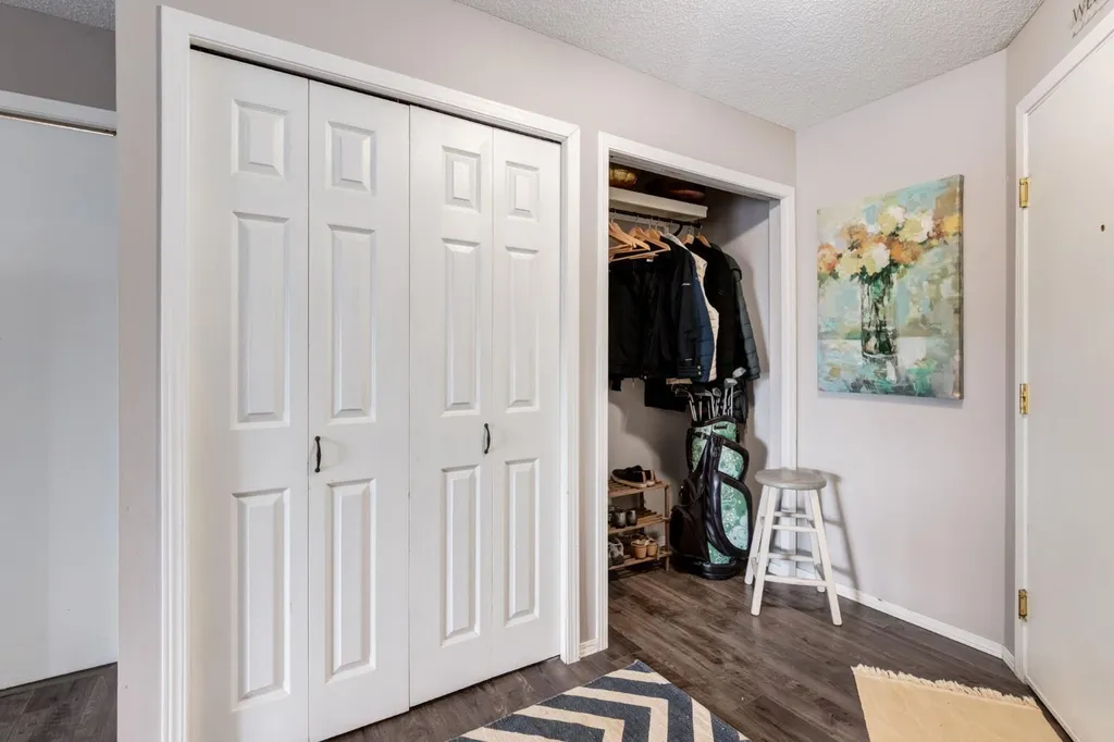 12 Cimarron Common Okotoks AB T1S 2G1