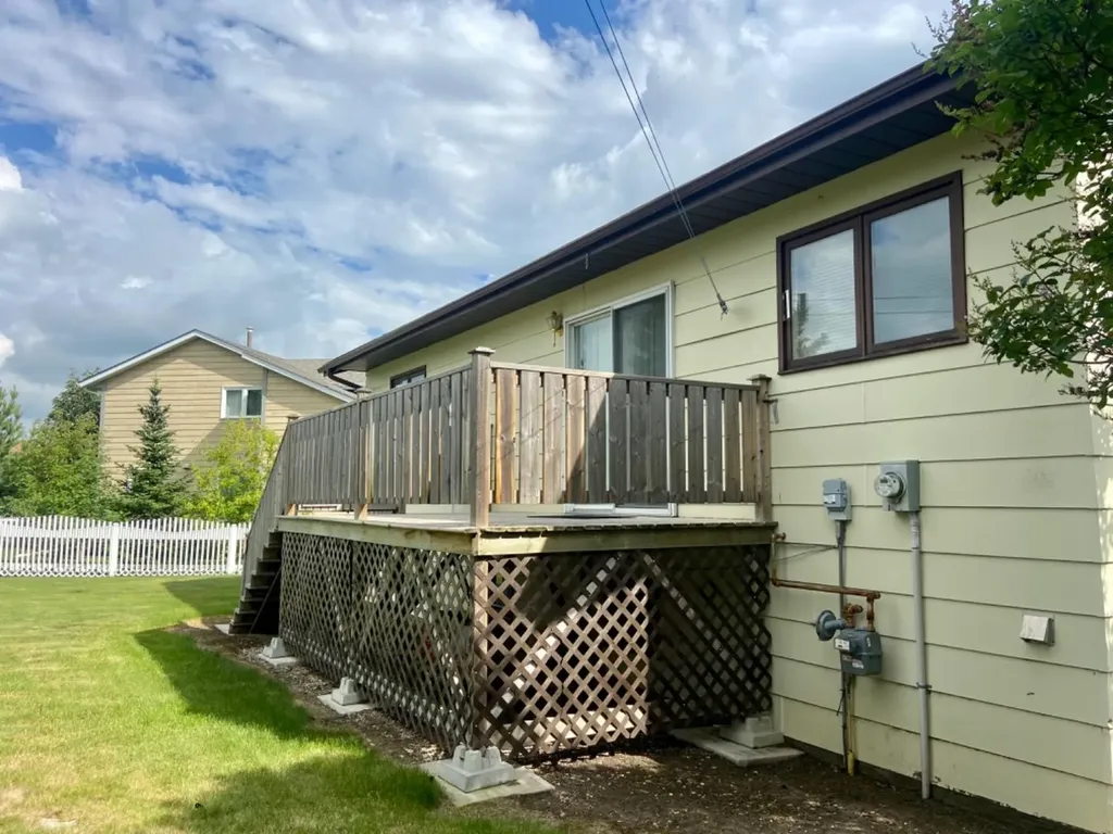10624 103 Street Fairview AB T0H 1L0