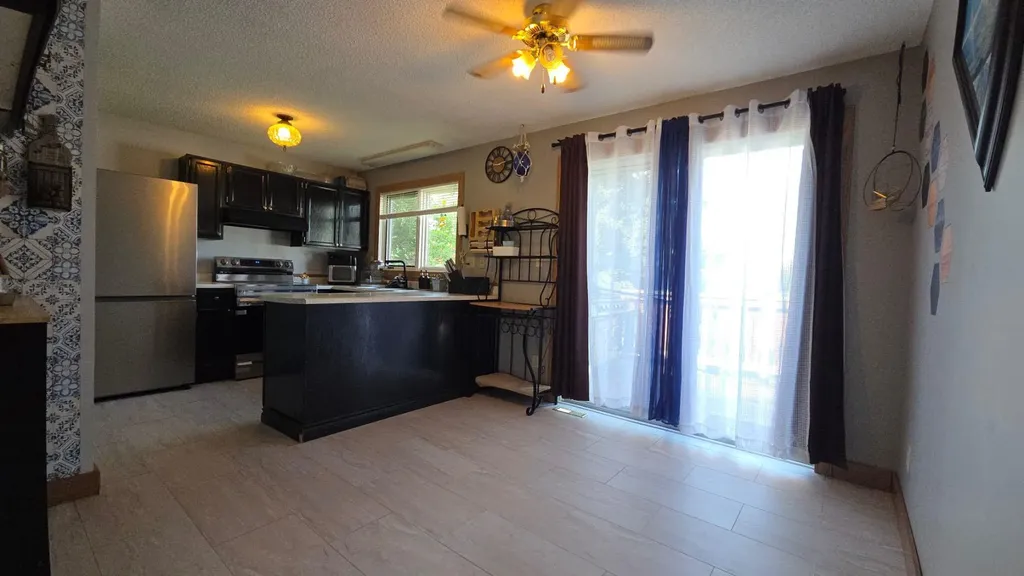 10624 103 Street Fairview AB T0H 1L0