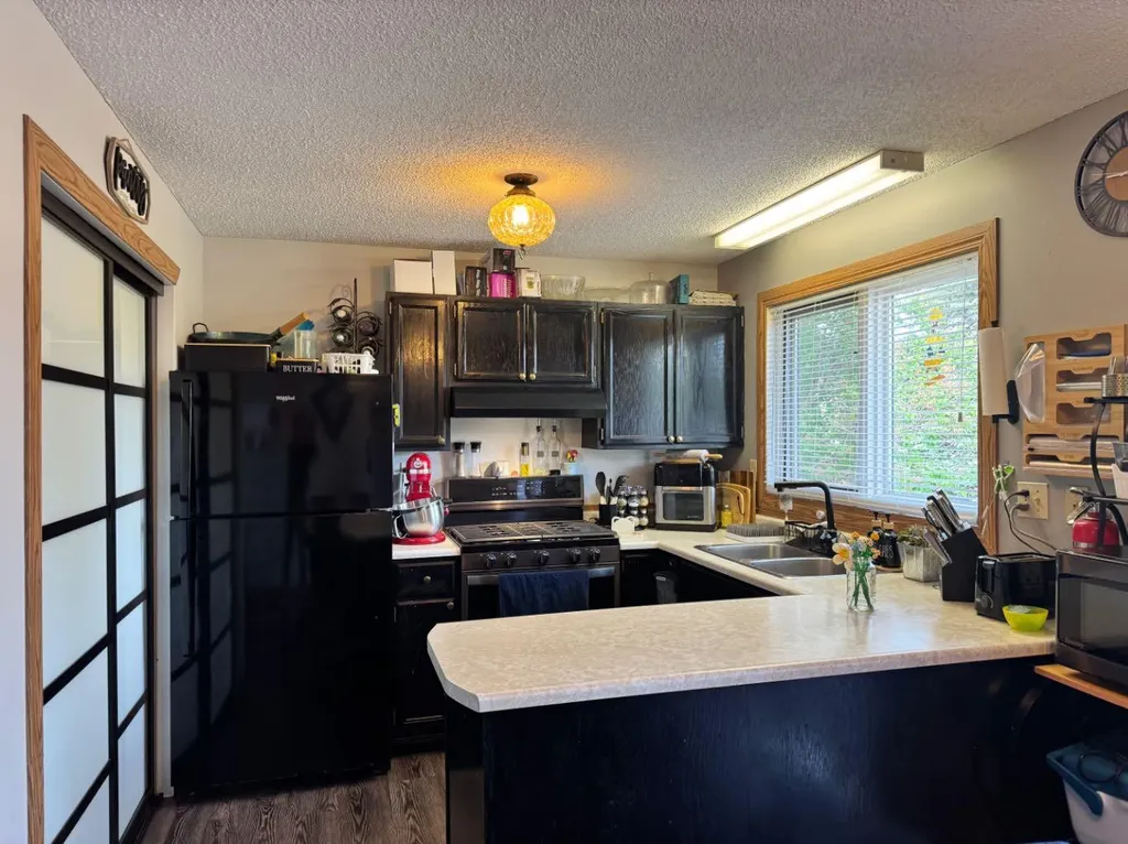10624 103 Street Fairview AB T0H 1L0