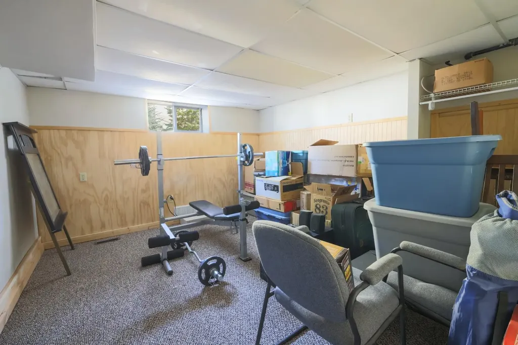 5424 51 Avenue Rocky Mountain House AB T4T 1E8
