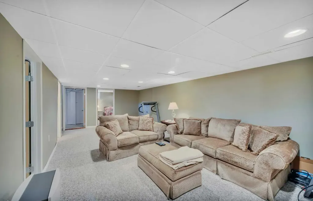 39227 Range Road 250 Rural Lacombe County AB T0C 0Y0