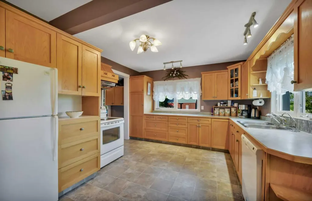 39227 Range Road 250 Rural Lacombe County AB T0C 0Y0