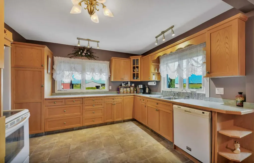 39227 Range Road 250 Rural Lacombe County AB T0C 0Y0