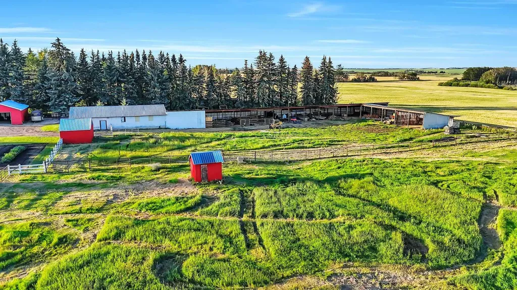 39227 Range Road 250 Rural Lacombe County AB T0C 0Y0
