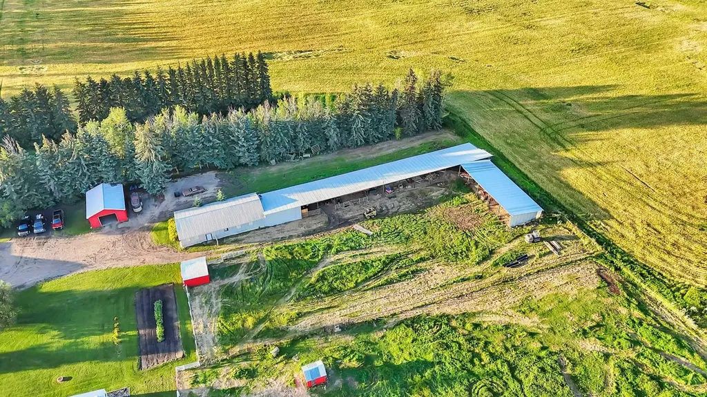 39227 Range Road 250 Rural Lacombe County AB T0C 0Y0