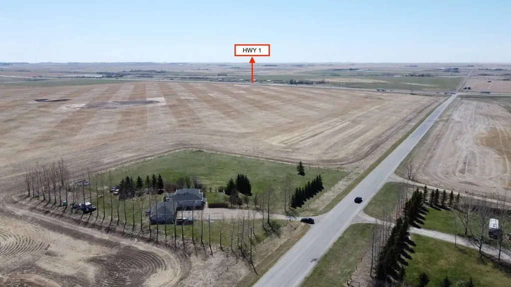 242039 Range Road 261 Rural Wheatland County AB T1P 0X1