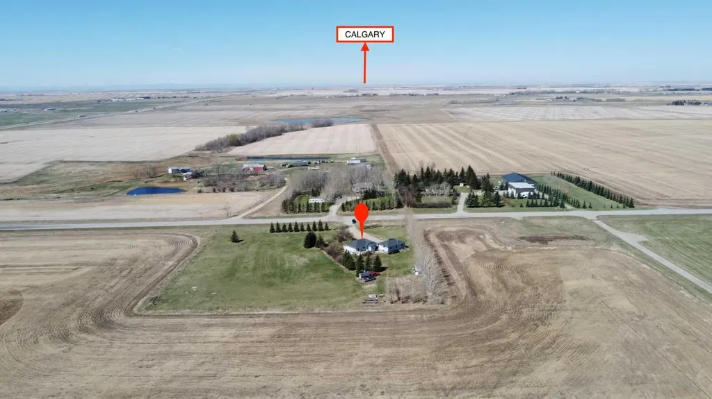 242039 Range Road 261 Rural Wheatland County AB T1P 0X1