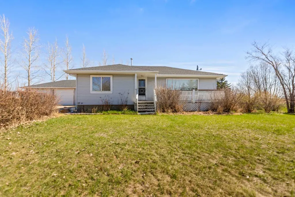 242039 Range Road 261 Rural Wheatland County AB T1P 0X1